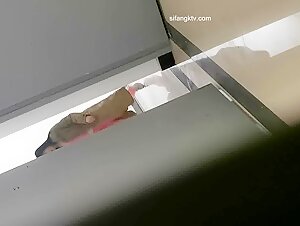 极品绿茶骚货外围女郎美女小姐姐商场女厕偷拍系列86 黑裤高个-20210423_200525